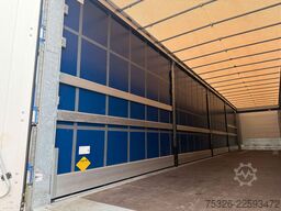 SCHMITZ CARGOBULL SCS 24/L - 13.62, XL, Daimler, Getränke