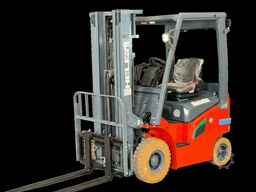 Heli CPD15-G2 4-Rad - 6 Jahre Garantie 4,5m Hub Triplex