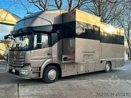 MERCEDES-BENZ Pferdetransporter