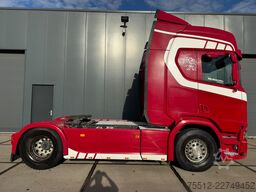 Scania R450 / Retarder / 2 Tanks / TUV: 2-2027 / NL Truck