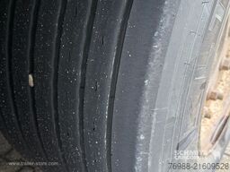 Schmitz Cargobull Curtainsider Mega