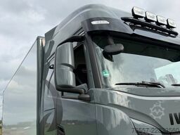 Iveco S-WAY