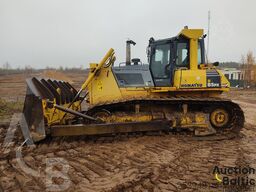 Komatsu D85PX-15