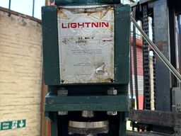 _UNKNOWN_ 5,957 Litre