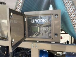 New Industrial Сhiller/Heat pump YORK 364/406 kW | With warranty