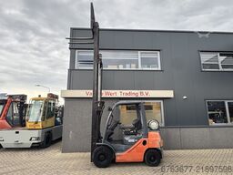 TOYOTA 02-8FGF25 Triplo 470 Freelift / Sideshift / LPG 2010