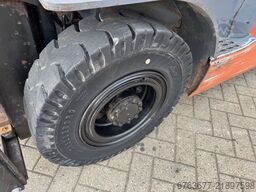 TOYOTA 02-8FGF25 Triplo 470 Freelift / Sideshift / LPG 2010