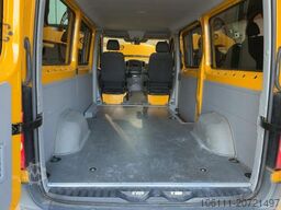 VOLKSWAGEN Crafter Kombi 35 mittel L2H1 Fensterbus Ahk.3,5t
