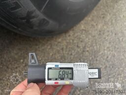 Schmitz Cargobull Semitrailer Reefer Standard divu klāju