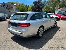 MERCEDES-BENZ E 220d T Automatik 143kw * LED * Navi * Kamera