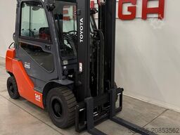 Toyota 11084 - 02-8FGF25