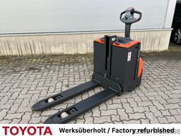 Toyota SWE 080 L, Akku neu!