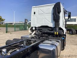 Ford Ford 4x2 Road 1833 Low Roof Sleeper Cab