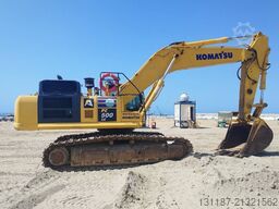 Komatsu PC500LC (multiple units available in Saudi Arabia)