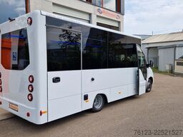 MERCEDES-BENZ 30 Sitzer Schul- Transferbus 519 Vorlauffahrzeug
