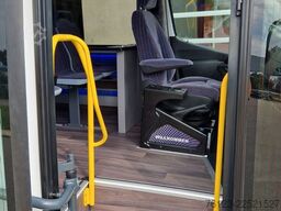MERCEDES-BENZ 30 Sitzer Schul- Transferbus 519 Vorlauffahrzeug