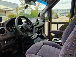 MERCEDES-BENZ 30 Sitzer Schul- Transferbus 519 Vorlauffahrzeug