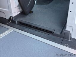 MERCEDES-BENZ 10 x 517 Sprinter Lord Light  22 SS Aktionspreis