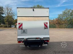 PEUGEOT Boxer Koffer mit Ladebordwand
