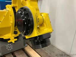 FANUC M-710iB