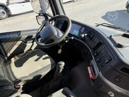 Volvo FM9-300 4x2 HMF 1223 K3 / Swiss-Vehicle
