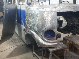 MERCEDES-BENZ Vorgänger Sprinter O 319 Samba mit Faltdach AC