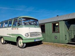 MERCEDES-BENZ Vorgänger Sprinter O 319 Samba mit Faltdach AC