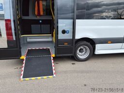 MERCEDES-BENZ Sprinter 517 Heckniederflur Vorlauffahrzeug