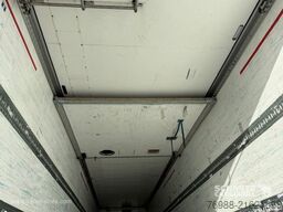 Schmitz Cargobull Tiefkühler Multitemp Trennwand Ladebordwand