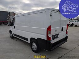Opel Movano 140 cv l2h1 sms