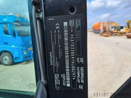 CAT 330DL UHD (21m UHD + Short Arm)