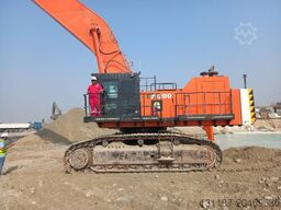 Hitachi EX 1200-6 Longreach 28m (Abu Dhabi)