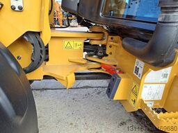 CAT 906 (Bucket+Forks)