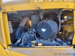 Komatsu D155A-6R (4 pcs available for sale in Abu Dhabi)