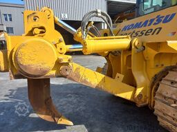 Komatsu D155A-6R (4 pcs available for sale in Abu Dhabi)