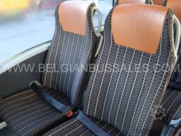 Mercedes TOURISMO RHD