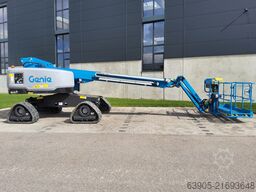 Genie S-45 TraX