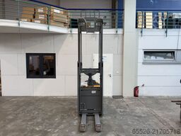 Jungheinrich ERC 214 / Neuwertig mit 169 Std.