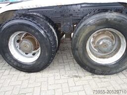 Mercedes-Benz Axor 3243 8X4