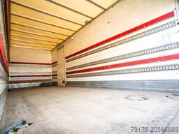 RENAULT D12 210 DXI // HAYON DHOLLANDIA