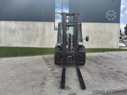 Manitou MC 30-4