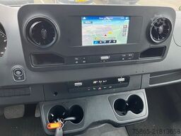 Mercedes-Benz Sprinter 316 2.2 CDI / Box / Loadlift / Air-Sus...