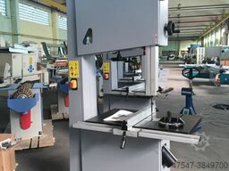 WOODLAND MACHINERY 600