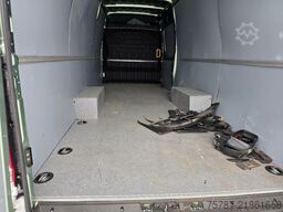 IVECO 35S18 Kastenwagen Maxi hoch&lang, Unfall