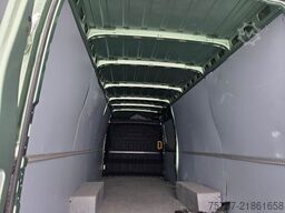 IVECO 35S18 Kastenwagen Maxi hoch&lang, Unfall