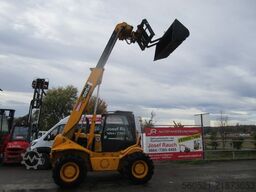 JCB 525-50 (2,5 Ton.-5m) mit Palettengabel + Schaufel