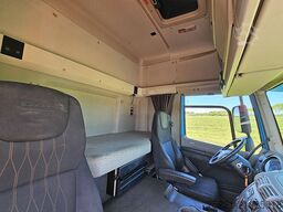 DAF CF 450 6X2 FTG SPACECAB