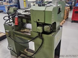 WEILER Primus Leit- und Zugspindeldrehmaschinen