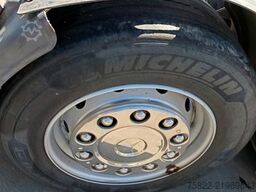 MERCEDES-BENZ Actros 2542 / Volumen / German / wenig KM