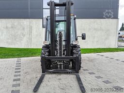 Manitou MC 30-4